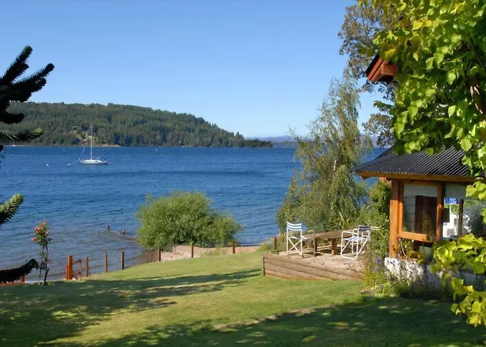 Cabanas Bahia Protegida - Costa De Lago Golondrinas